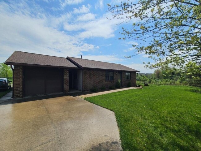 Photo - 16924 Amstutz Rd