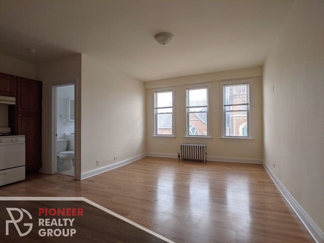 Photo - 2600 N Kimball Ave Unit 403