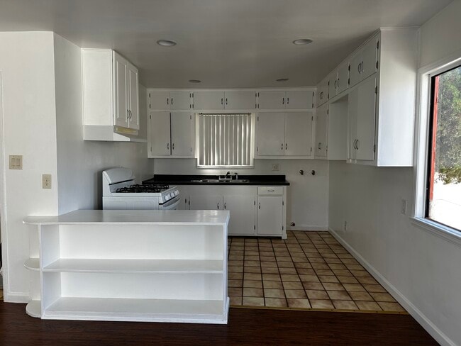 Photo - 5003 Aldama St Unit 5003