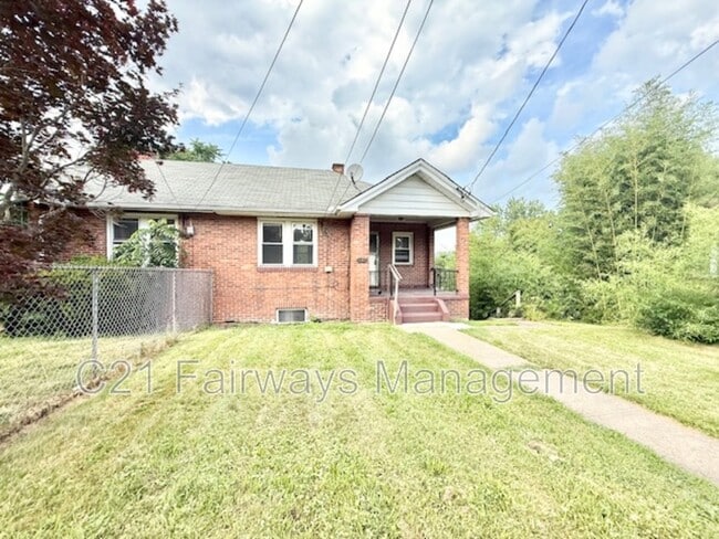 Building Photo - 343 Ohio Ave Rental