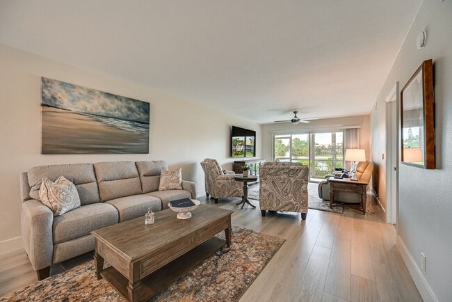 Photo - 2324 Hidden Lake Dr Unidad SI FL1-ID1609813P