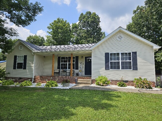 Photo - 3041 Bowker Rd