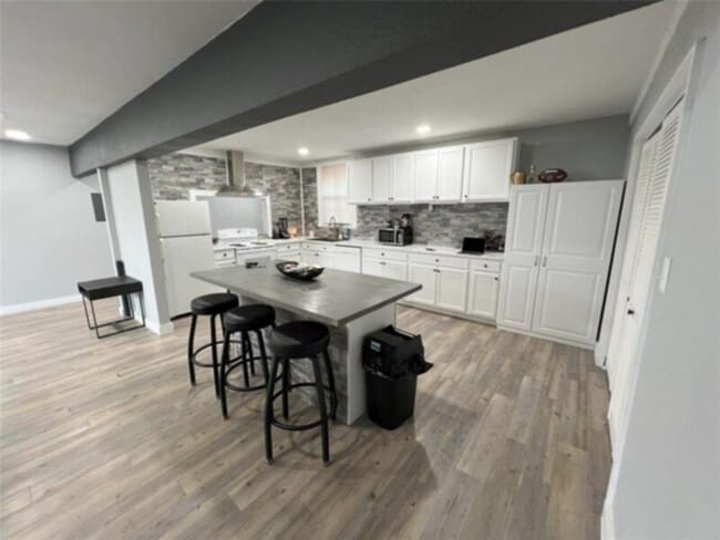 Photo - 128 Skyview Terrace