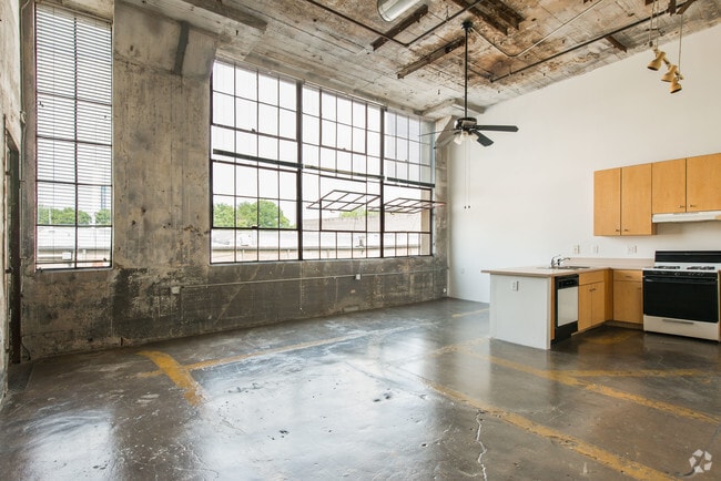 Building Photo - Mattress Factory Lofts