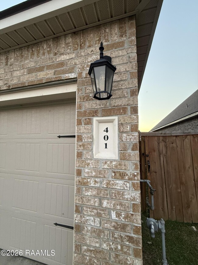 Photo - 401 Eastwood Dr