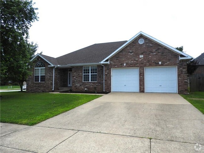 Building Photo - 3804 SW Kestrel Dr Rental