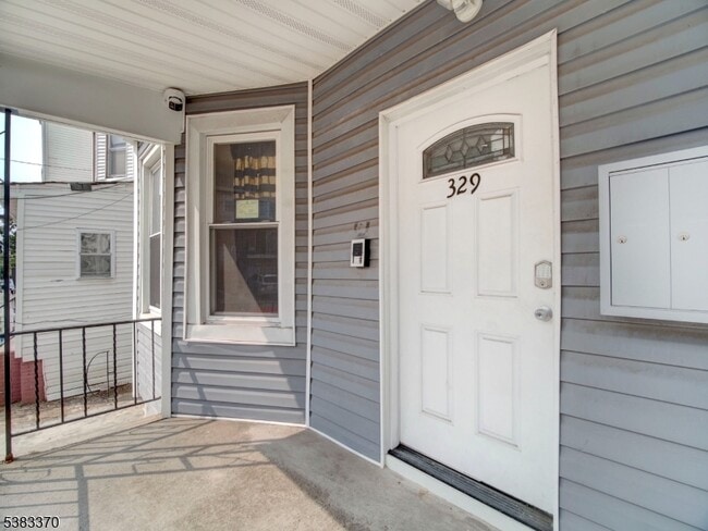 Photo - 329 S 19th St