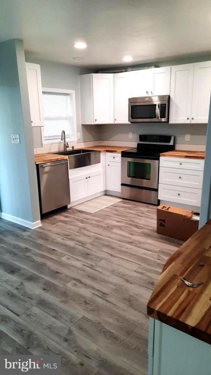 Building Photo - 618 Colonial View Rd