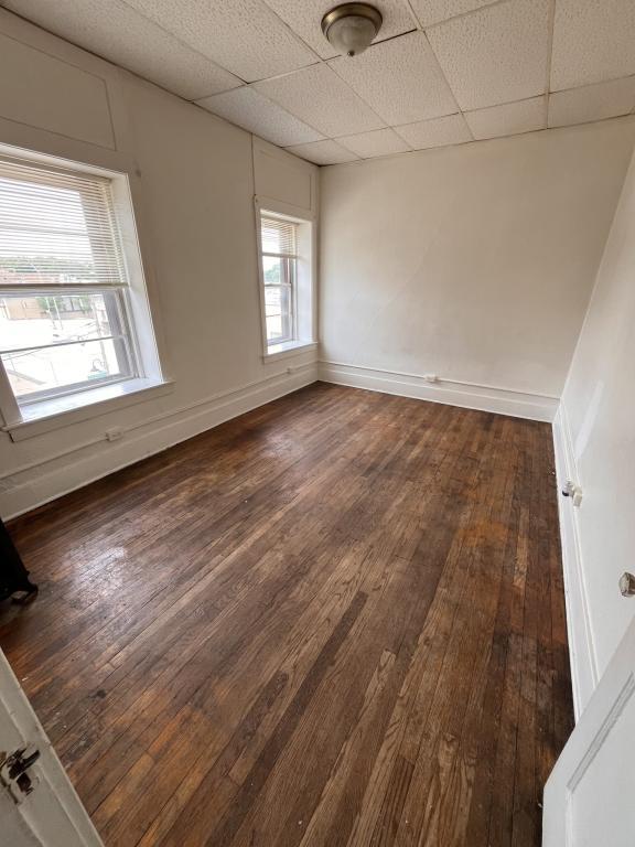 Building Photo - 11 1/2 N Van Buren Ave, 302-302 Unit 302