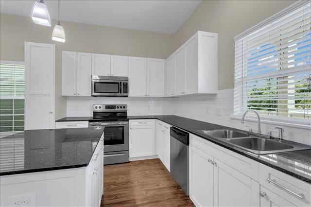 Photo - 357 N Woods St Townhome