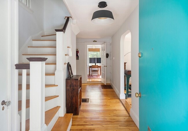 10 High Rock Way
