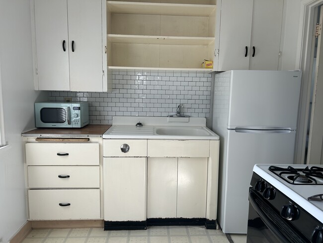 Cocina - 885 High Street