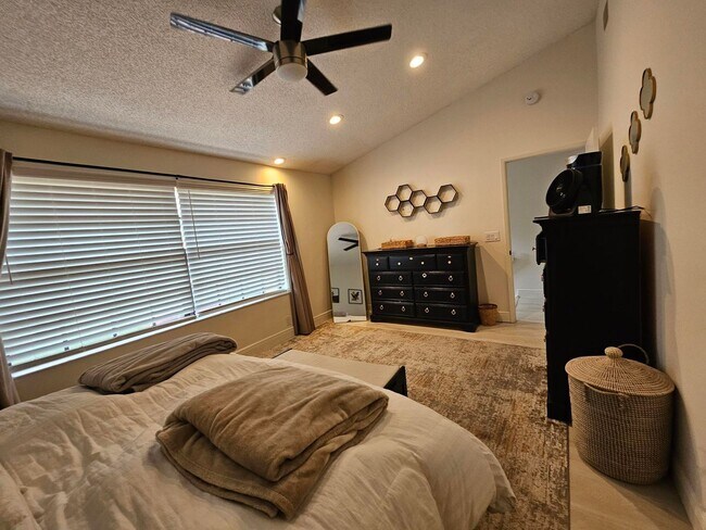 Photo - 7976 La Mirada Dr