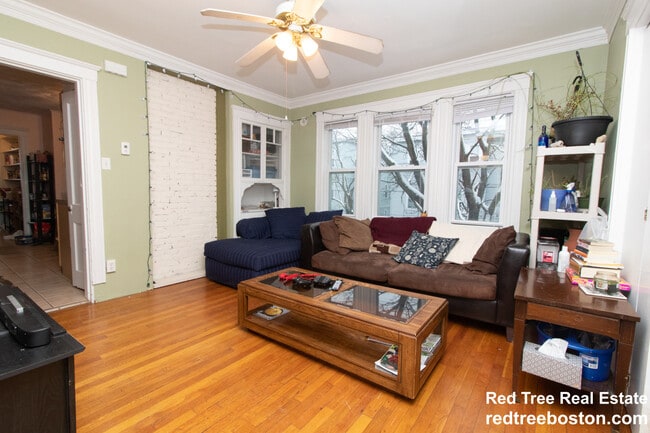 14 Lourdes Ave Unit 2