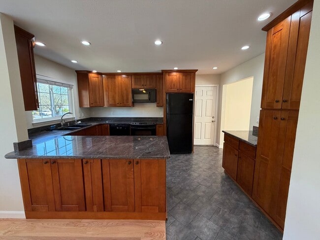 Photo - Beautifully Updated Glenwood (San Rafael) 3x2 Home with Large Yard, HW Floors, Garage