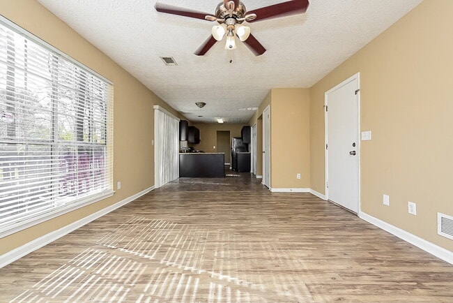 Photo - 1341 Birdsong Ln