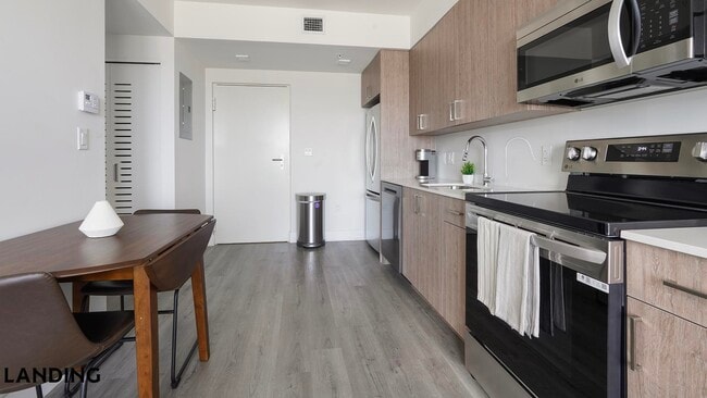 Photo - 1025 E 25th St Unit 626