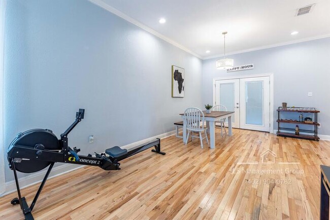 Photo - 415 Furnish Ave