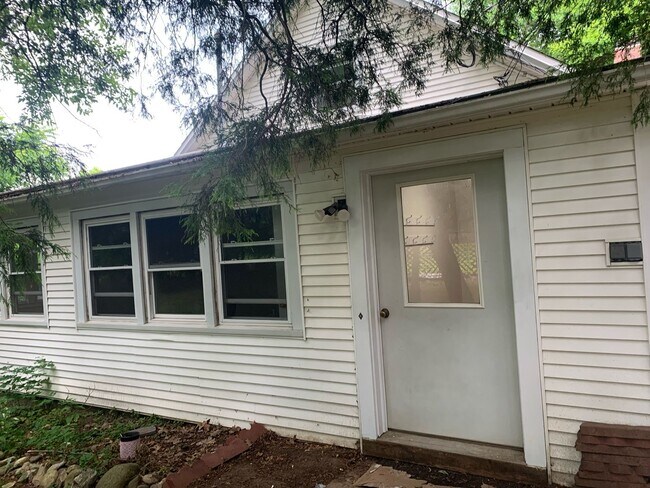 416 Old Montague Rd Unit 7