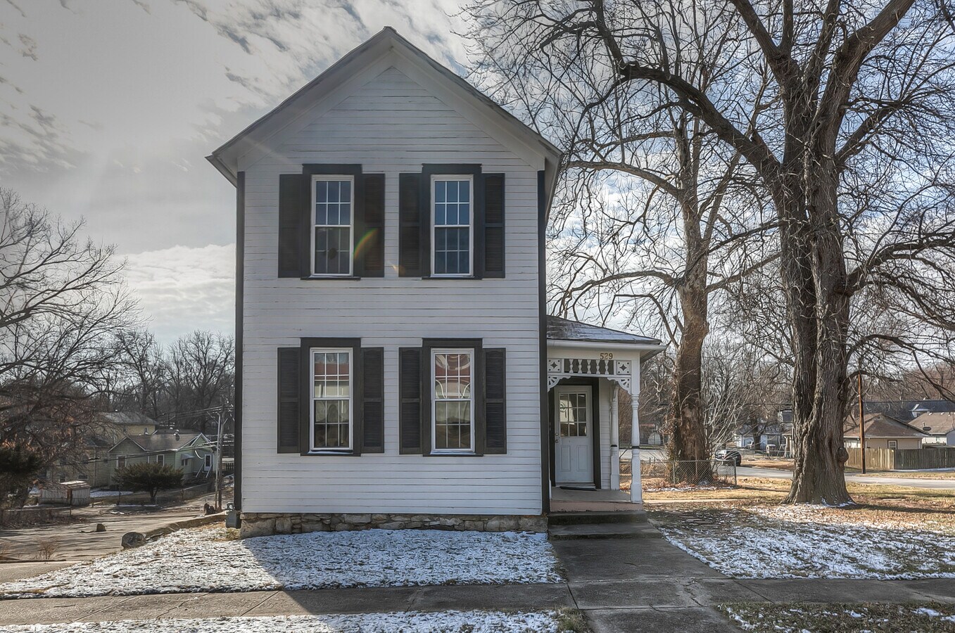 Totally remodeled - new HVAC - 529 Olive St Unit 529OliveSt.#1down