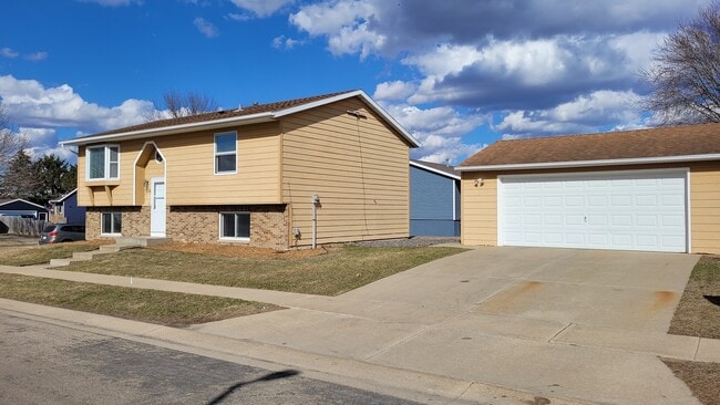 Building Photo - 5018 22nd Ave NW