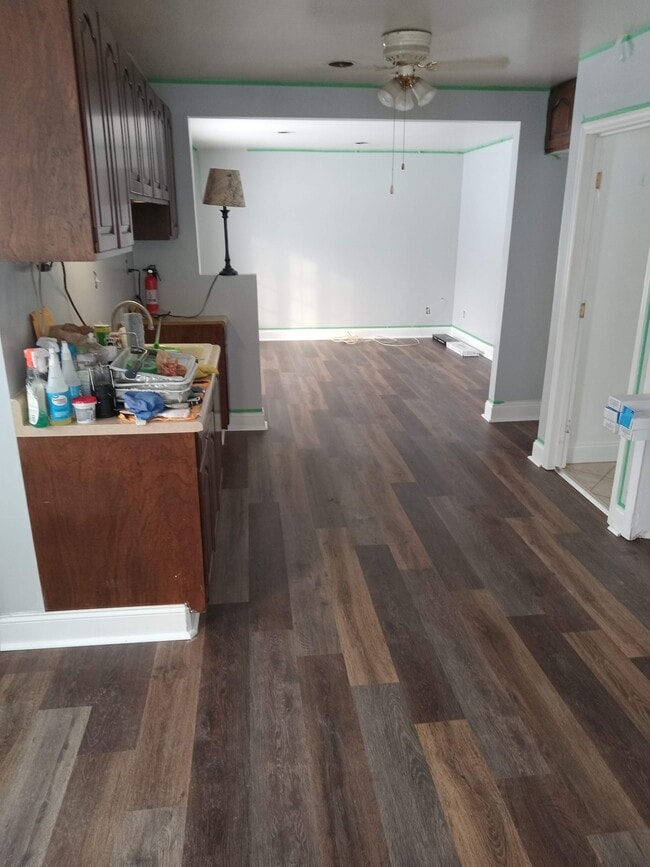 Photo - 3650 Lakeview Ave