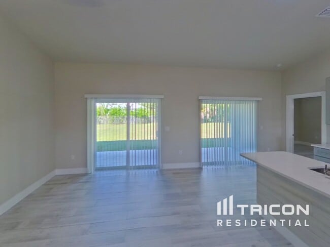 Photo - 248 Wayne Rd