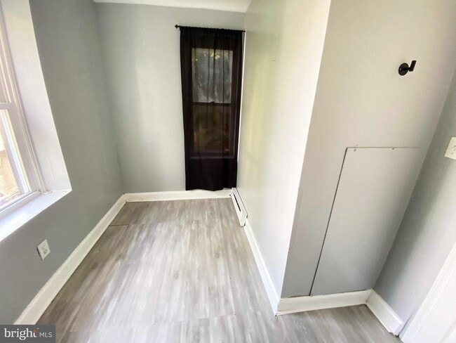 Photo - 3050 Hartville St