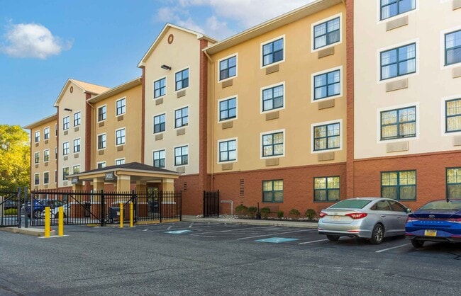 Furnished Studio-Philadelphia - Airport - Tinicum Blvd