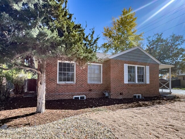 Photo - Spacious 5-Bedroom Gem on Locust Street – ...