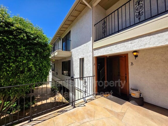 Building Photo - 835 E Avenue Unit #A Rental