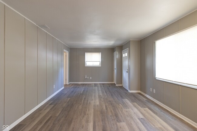 Photo - 1104 N Somerset Ave