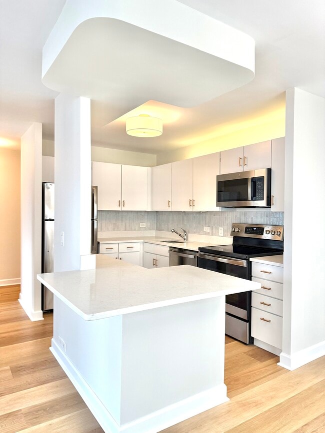 Photo - 405 N Wabash Ave Unit 311