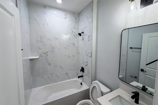 Photo - 2006 E 6th St