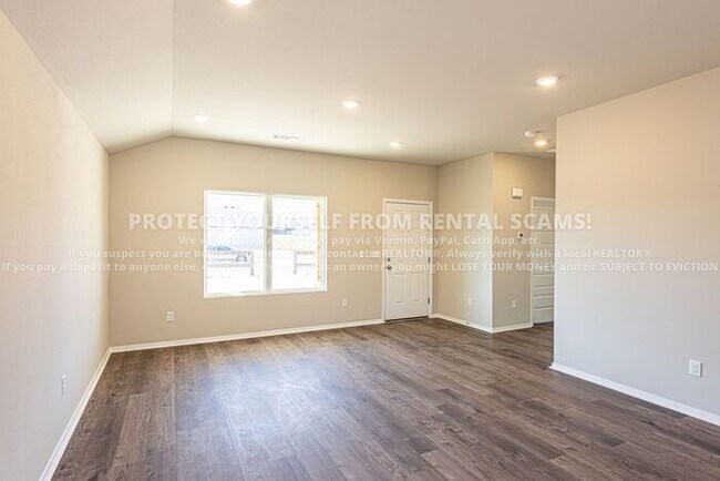 Photo - 2590 S Ouachita Dr