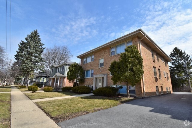 Building Photo - 233 S Highland Ave Unit 1S Rental