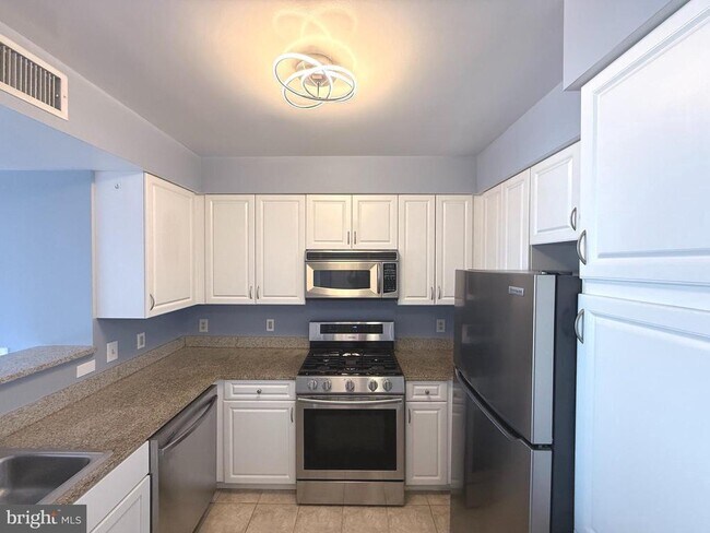 Photo - 555 Massachusetts Ave NW Unit 1108