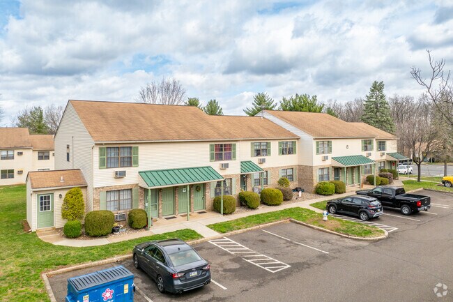 Summit Ridge Apartments
