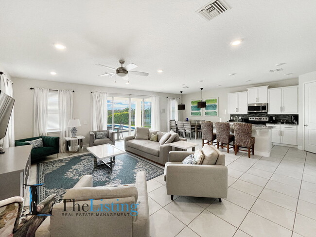 7755 Westland Dr
