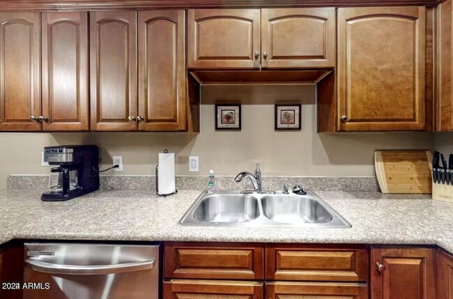 Photo - 4320 S Fresno St