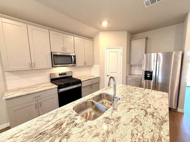 Photo - 508 Regency Ct