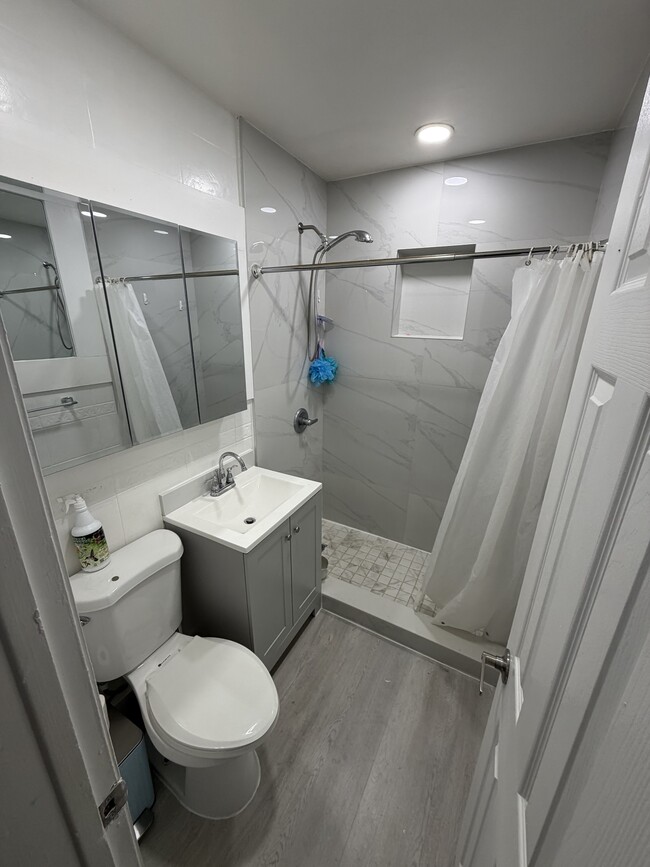 Building Photo - 3565 NW 81st Terrace