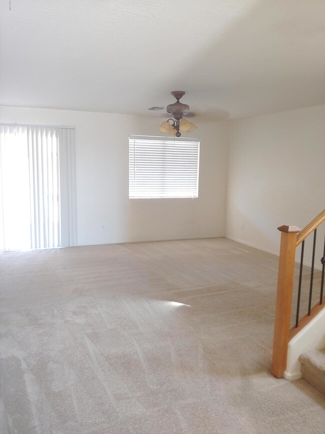 Photo - 4813 N 112th Glen