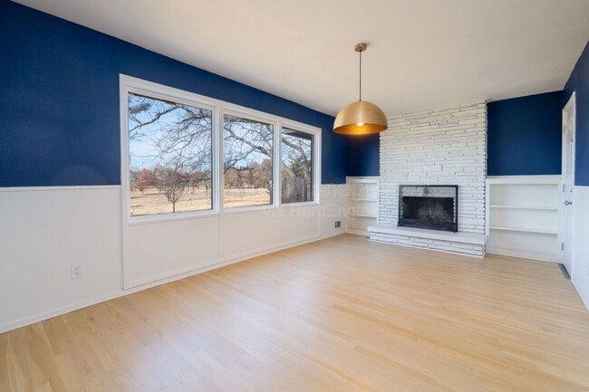 Building Photo - 6002 E 8th St N