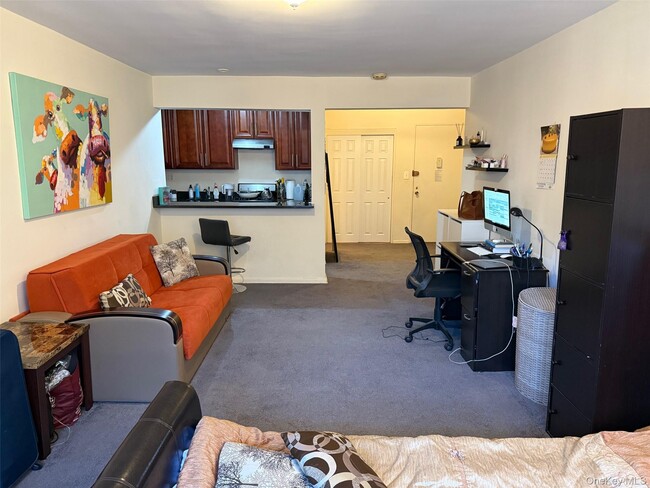 Photo - 30-44-44 29th St