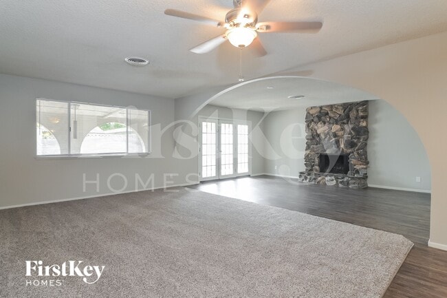 Photo - 4071 Oakhill Ave