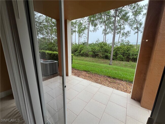 Building Photo - 1150 Wildwood Lakes Blvd Unit 8-108 Rental