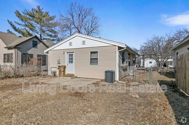 Building Photo - 6935 Colby St Rental