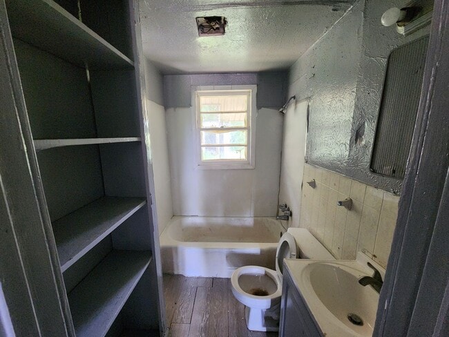 Photo - 336 E Olive St