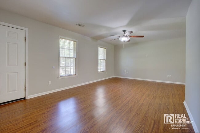 Photo - 125 Tiffany Ln